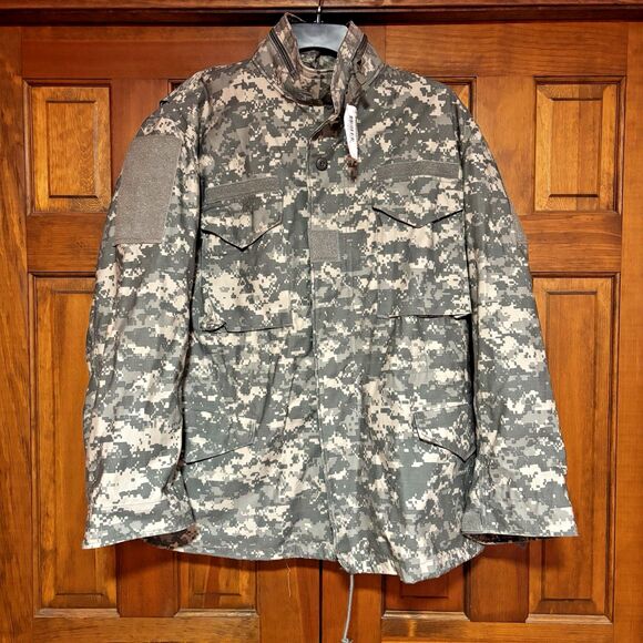 Army Camouflage Coat Cold Weather Field Jacket Men's Large Digital Camo NEW - Picture 1 of 10